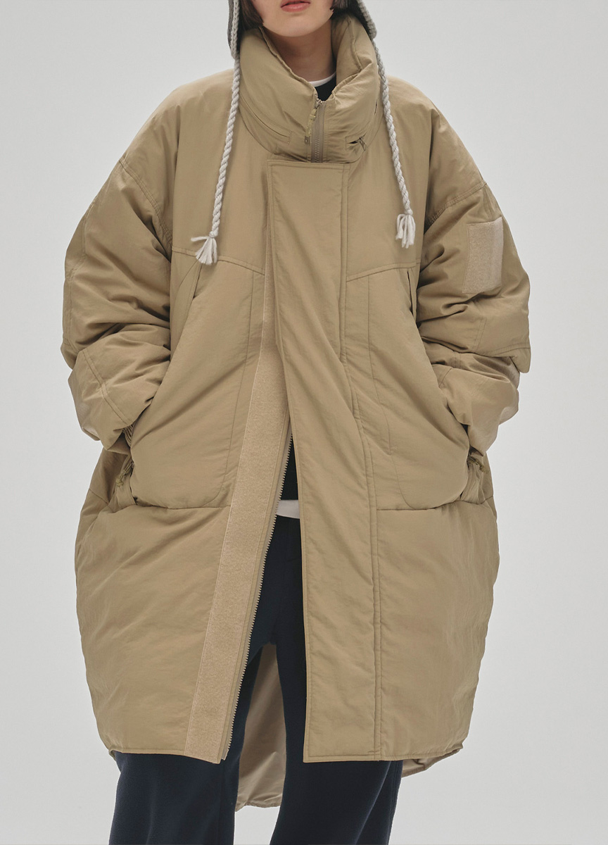 長版軍風份量感羽絨大衣